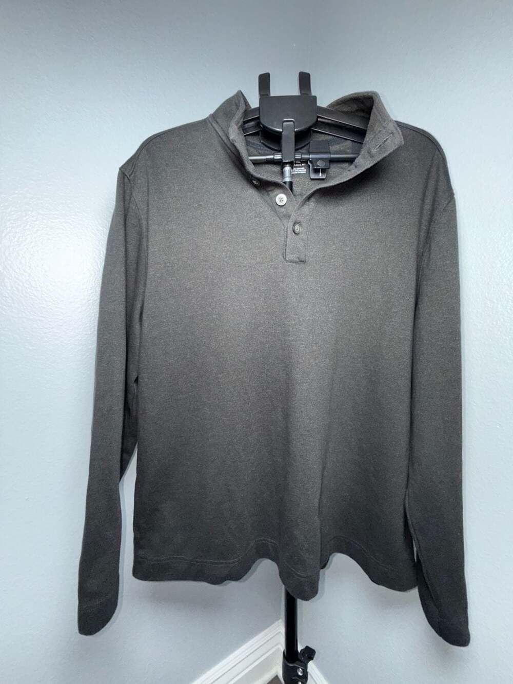 Van Heusen Never Tuck Men XL Long Sleeve Polo Mock Collar Sweater Charcoal Gray